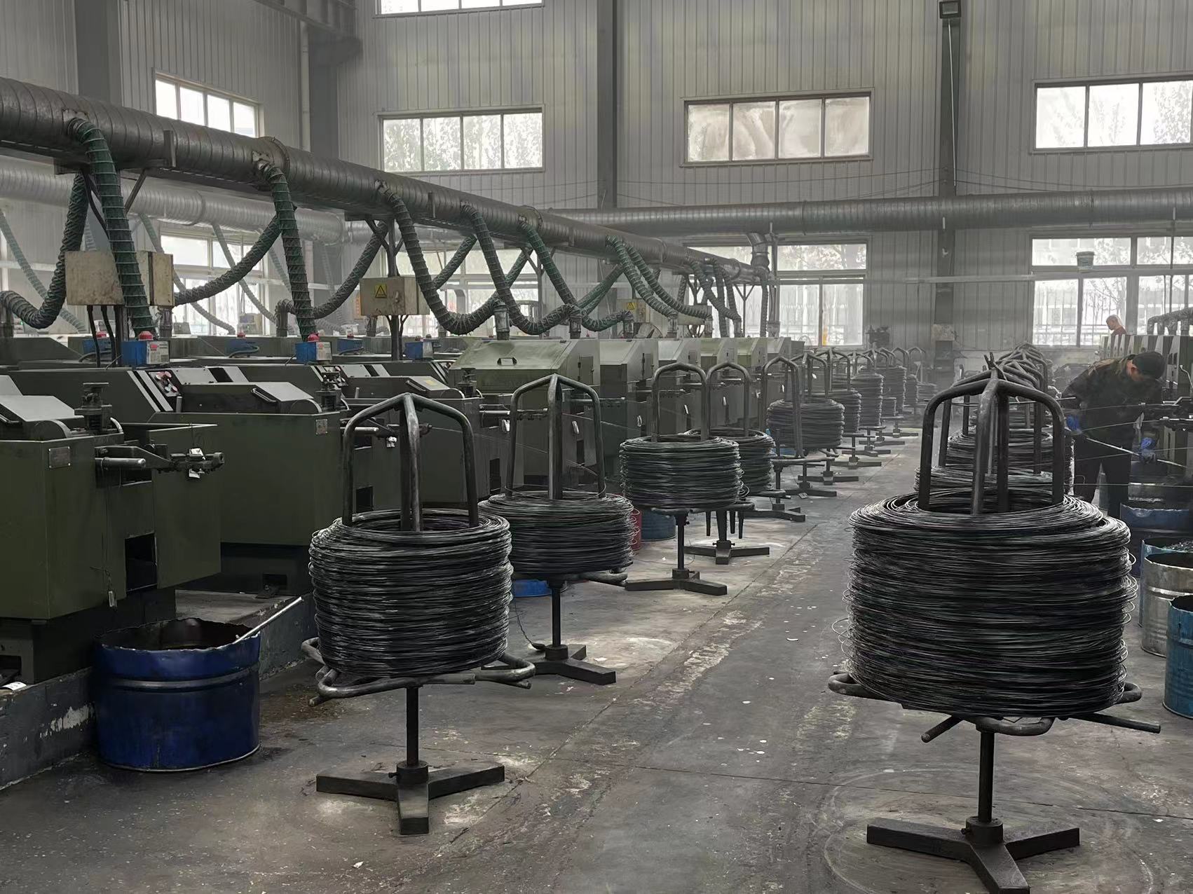 Tianjin XRF Fastener self-drilling screws news  (2)